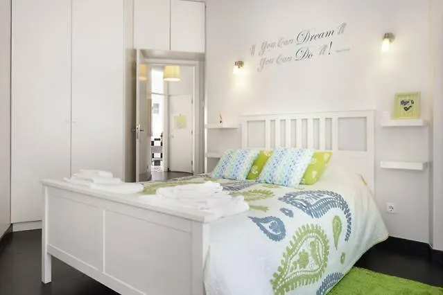 Rendez Vous Apartment *